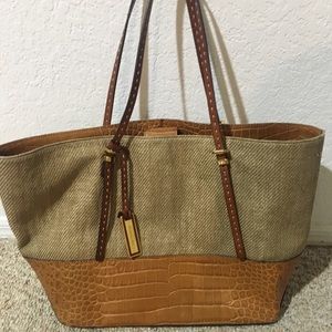 Michael kors hand bag